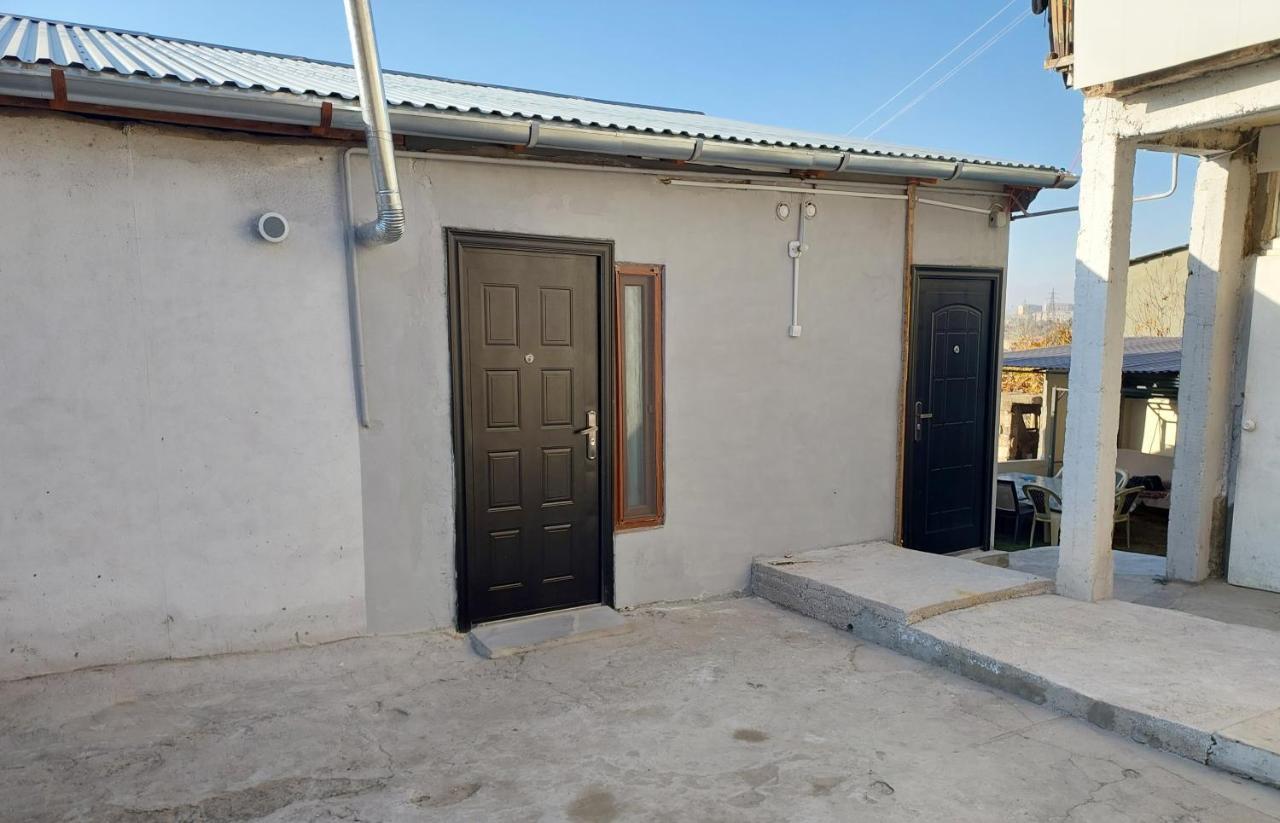 Sam'S Place, Tours With Sam Villa Yerevan Exterior photo
